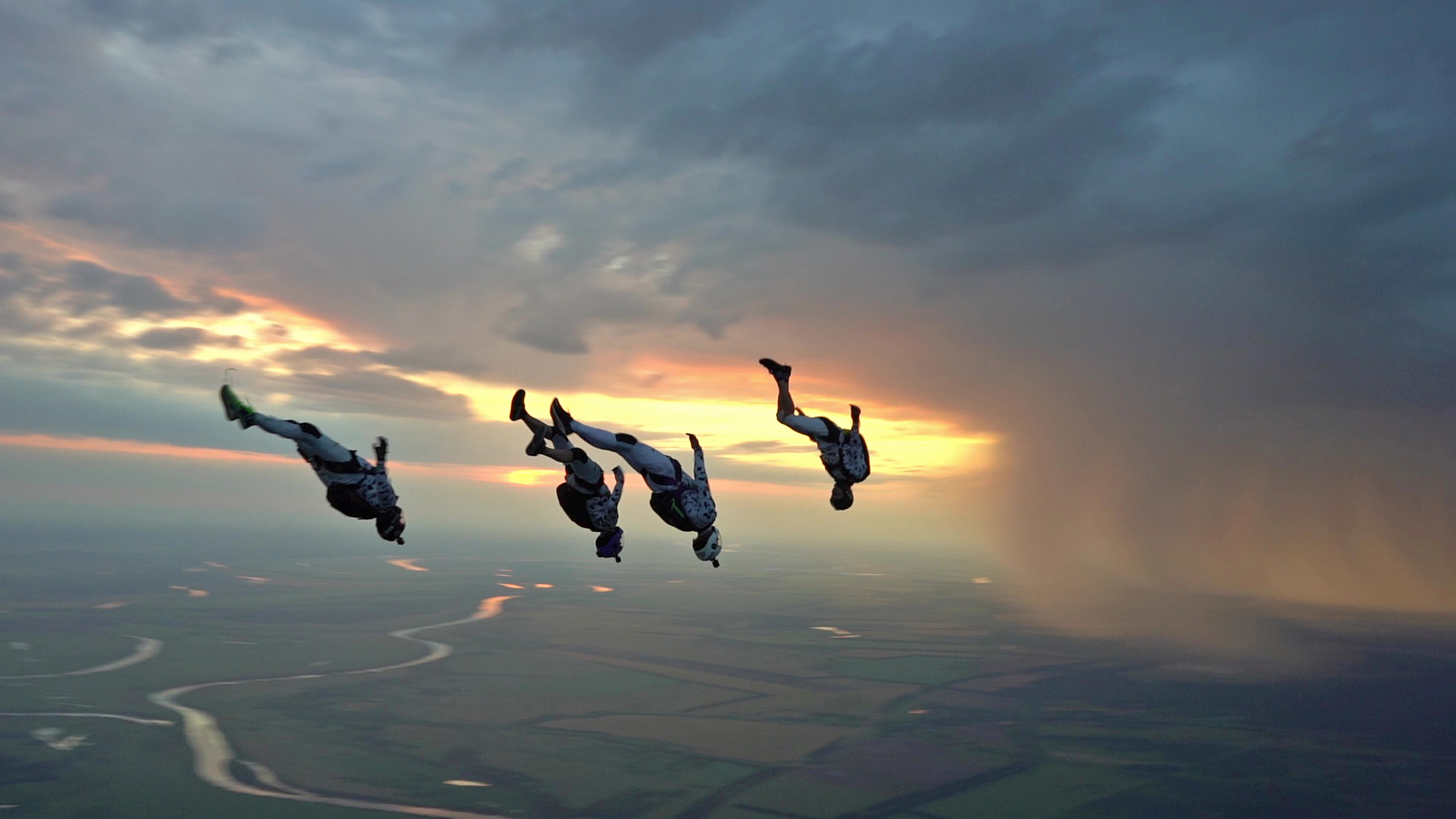 прыжки с парашютом в краснодаре 2020